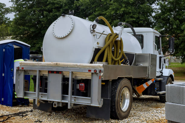 Best Portable restroom solutions  in Pleasanton, KS